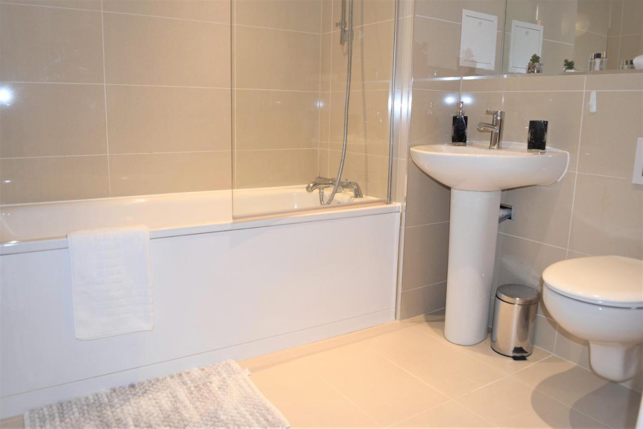 Urban Gem Apartment- Free Parking Enfield Εξωτερικό φωτογραφία